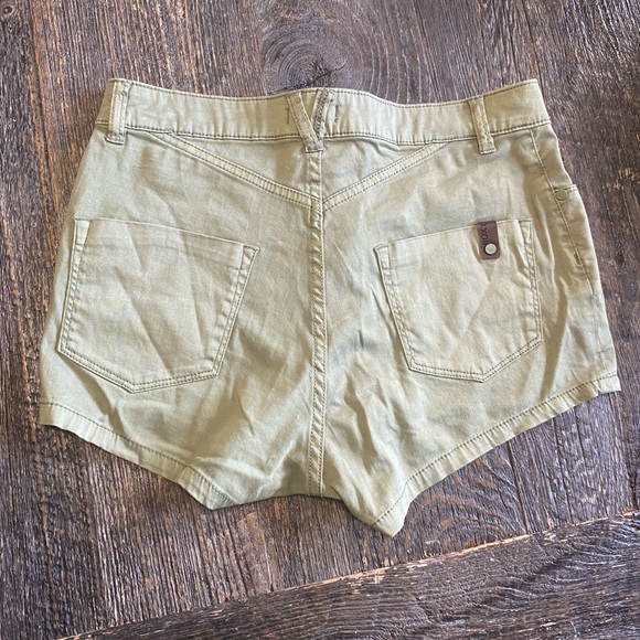 Roxy short ☀️ - Picture 4 of 5